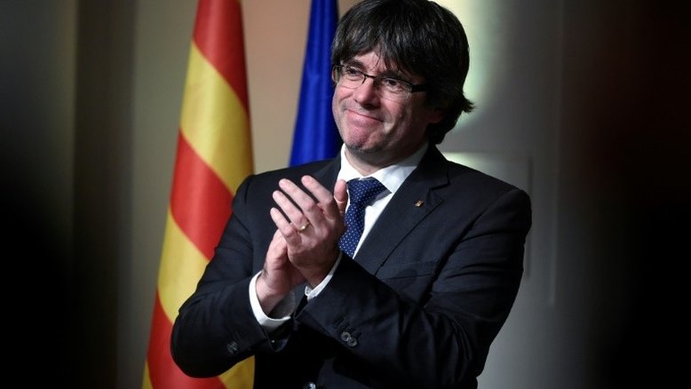 Igreja espanhola critica declaração de independência catalã