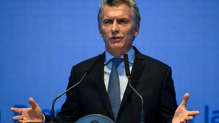 Argentina: Macri e governadores chegam a acordo de reforma fiscal