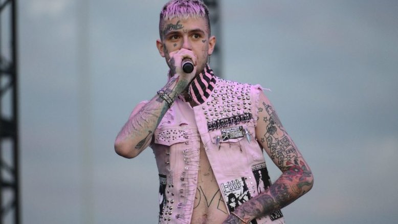 Morre aos 21 anos o rapper norte-americano Lil Peep