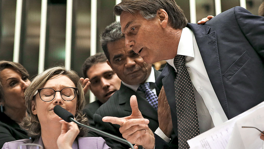 Toffoli manda para 1ª instância ação em que Bolsonaro é réu por incitação ao estupro
