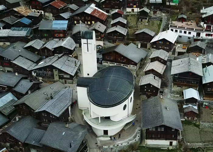 Vila de Albinen, na Suíça, oferece mais de R$80 mil para novos moradores