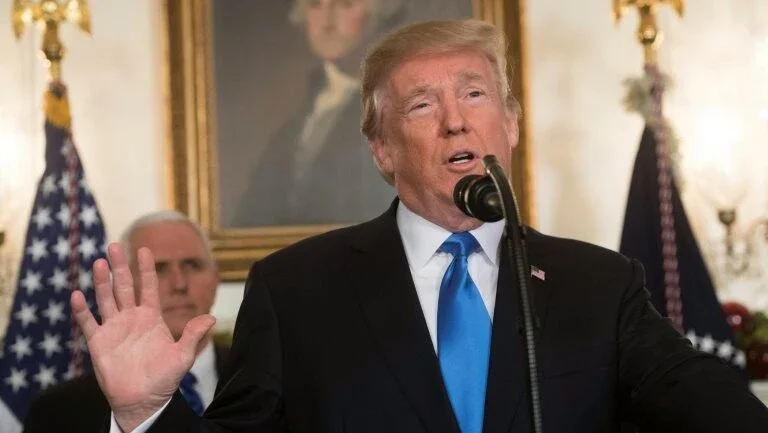 Trump pede que sauditas permitam entrada de ajuda humanitária no Iêmen