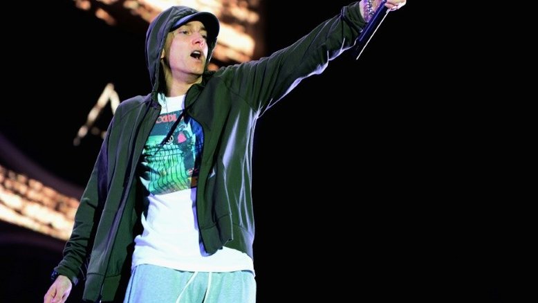 Eminem revela mais participações em seu álbum