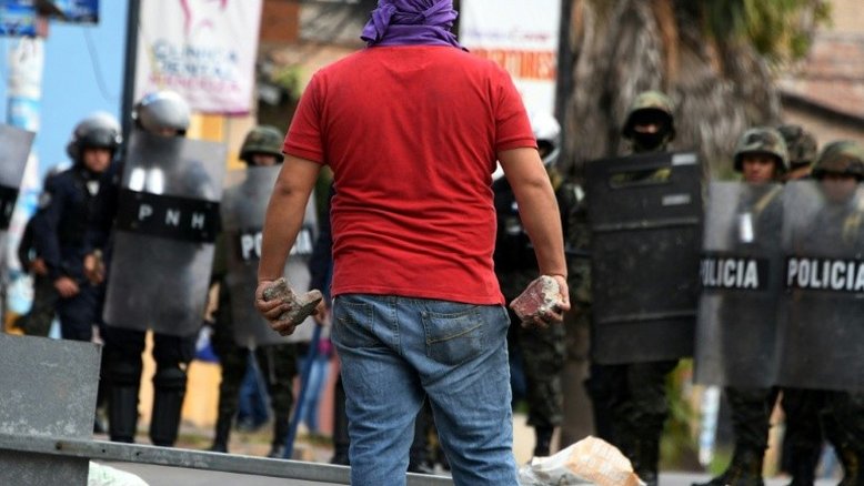 ONU e CIDH condenam morte de 12 manifestantes em Honduras