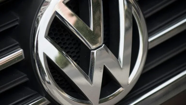 EUA condena ex-executivo da VW a 7 anos de prisão por veículos adulterados