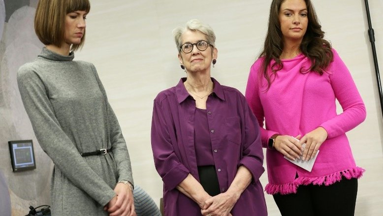 Mulheres pedem que Trump seja investigado por suposto assédio