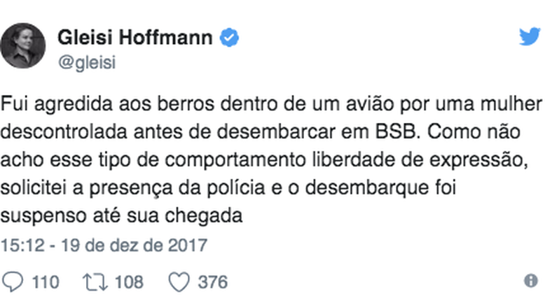 Gleisi diz no Twitter ter sido agredida em avião em Brasília