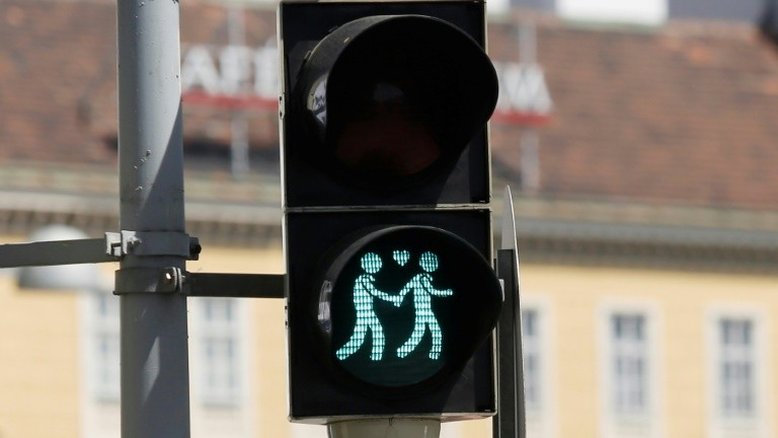 Tribunal Constitucional da Áustria autoriza casamento gay