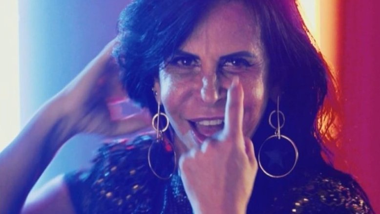 Estudante se forma com TCC sobre a Gretchen