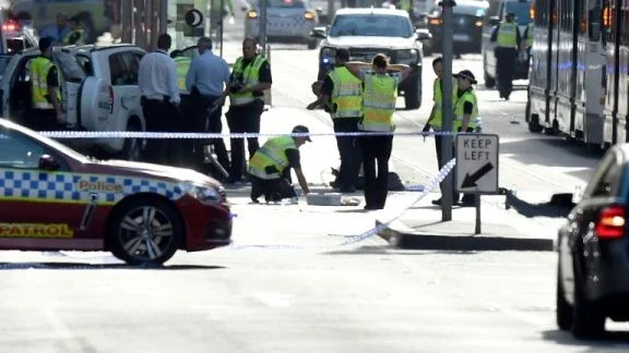 Polícia australiana acredita que atropelamento em Melbourne foi deliberado