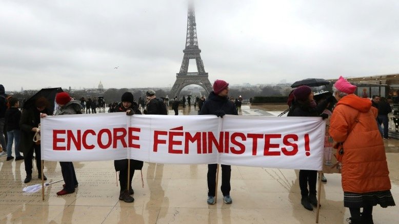'Marchas das Mulheres' e contra Trump invadem cidades europeias