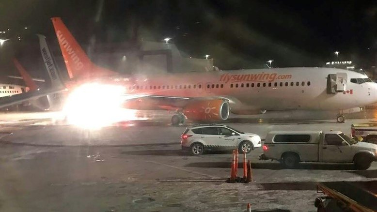 Dois aviões se chocam em pista do aeroporto de Toronto