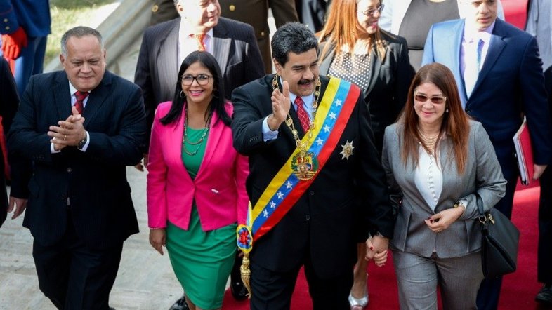 Governo da Venezuela antecipa presidenciais para antes de 30 de abril