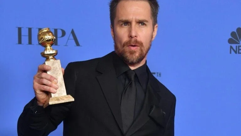 Sam Rockwell leva Globo de Ouro de ator coadjuvante por 
