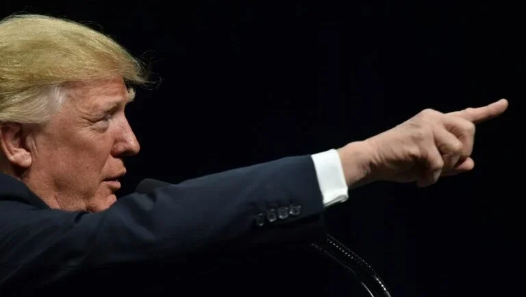 Entorno de Trump questiona sua capacidade de governar