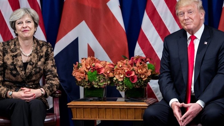 Trump se reunirá em Davos com May, Netanyahu e Kagame