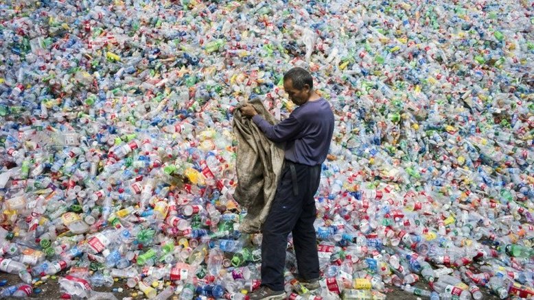 Veto à importação de lixo na China afeta indústria de reciclagem global