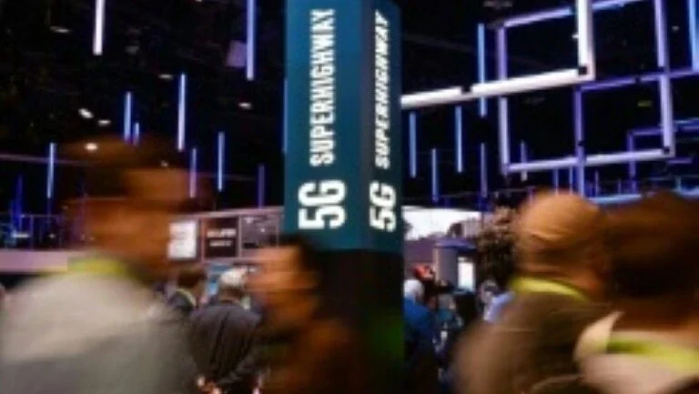 Governo dos EUA avalia nacionalizar rede 5G
