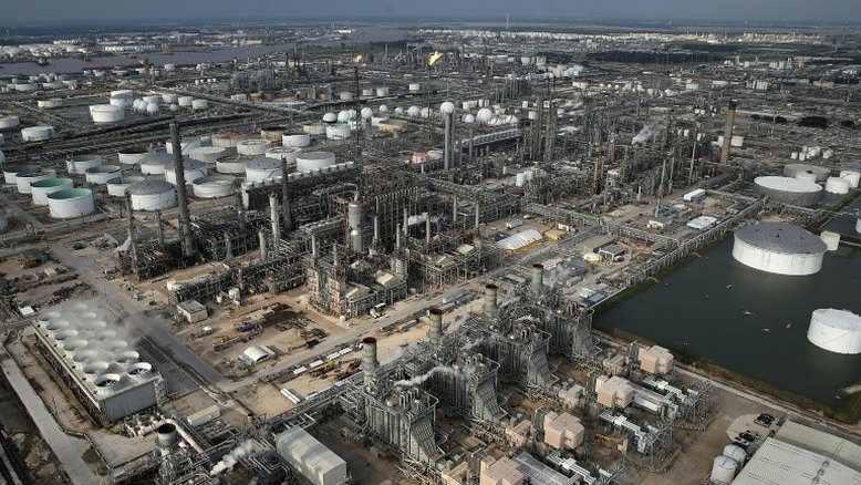 Reservas de petróleo nos EUA sobem mais que o esperado