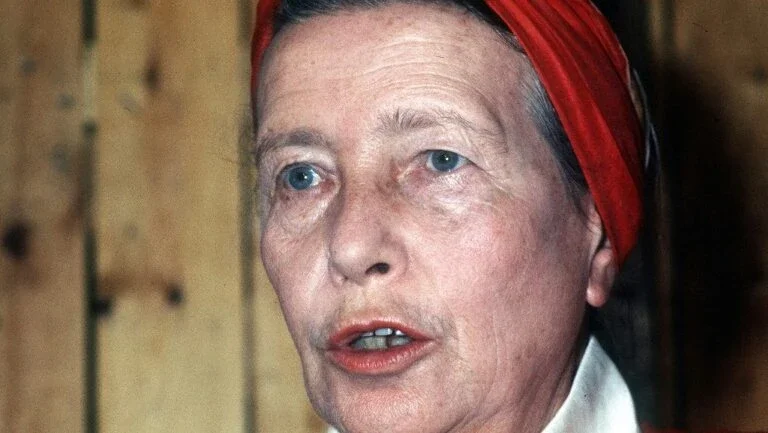 Yale compra cartas de amor de Simone de Beauvoir a Claude Lanzmann