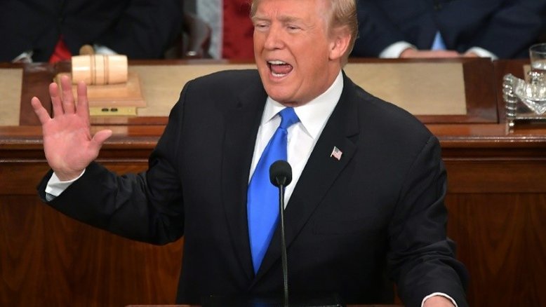 Trump faz apelo urgente à unidade dos Estados Unidos