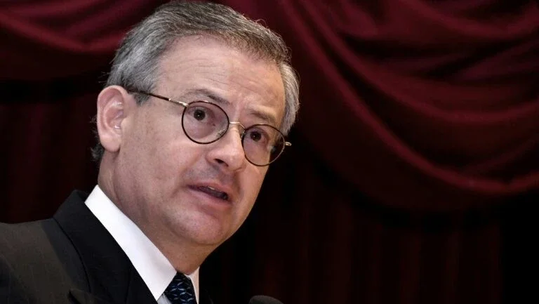 Costa Rica diz que Brasil deixou de lhe considerar paraíso fiscal