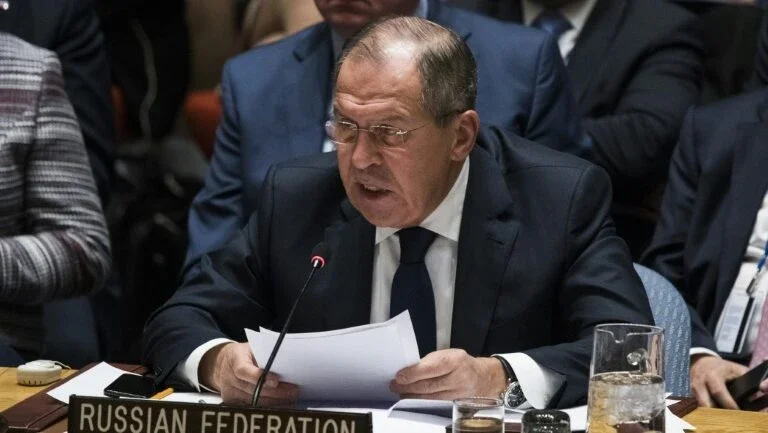 Rússia adverte para riscos de quebra de acordo nuclear com Irã