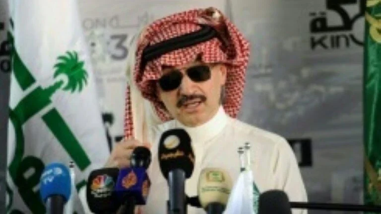 Príncipe saudita Al-Waleed é solto após 
