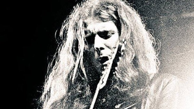 Eddie Clarke, guitarrista da formação clássica do Motörhead, morre aos 67 anos