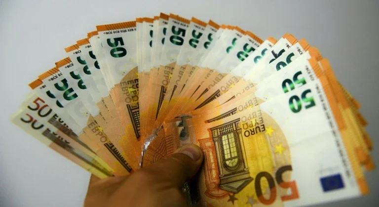 Economistas de França e Alemanha pedem reforma de regras fiscais na UE