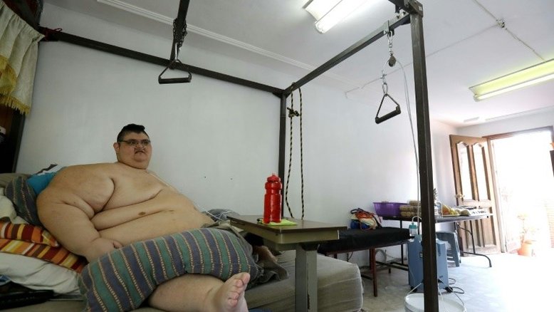 Voltar a andar é o sonho do mexicano que já foi o homem mais gordo do mundo