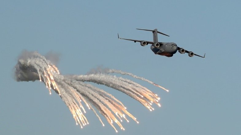 Catar, isolado por seus vizinhos, amplia a compra de armas