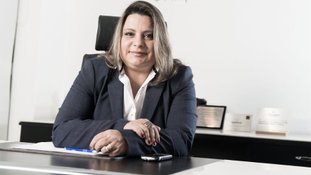 Como Carla Renata Sarni, dona da Sorridents, driblou a falência e hoje fatura milhões com franquias de clínicas odontológicas