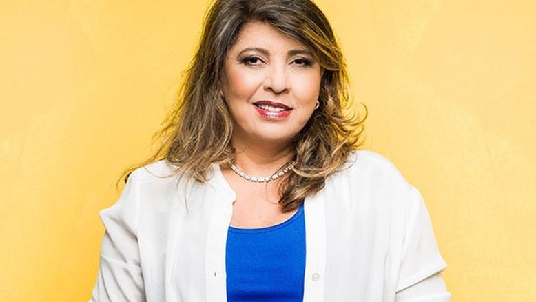 'Quem experimenta de tudo, nunca passa fome', diz Roberta Miranda sobre sexualidade