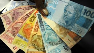 A marcha à ré da economia brasileira