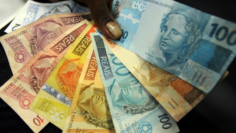 A marcha à ré da economia brasileira