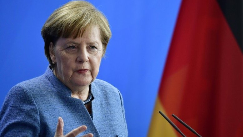 Angela Merkel, a "chanceler irredutível" que continuará no poder