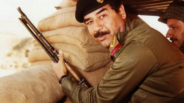Iraque ordena apreensão de bens de Saddam Hussein