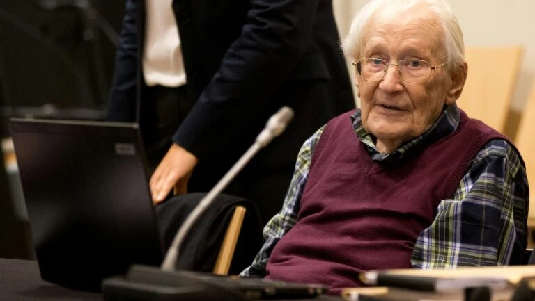 Morreu ex-SS Oskar Gröning, o 