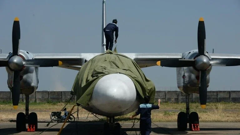 32 mortos em queda de avião militar russo
