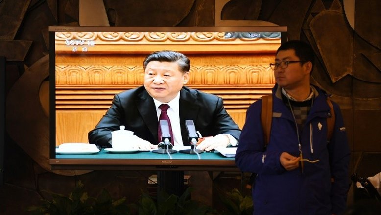 Possibilidade de presidência vitalícia de Xi Jinping 'envergonha' chineses