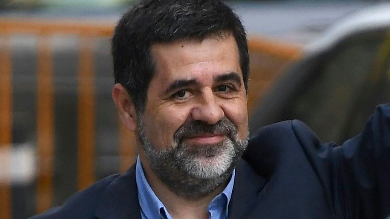 Justiça deixa no ar posse de presidente da Catalunha