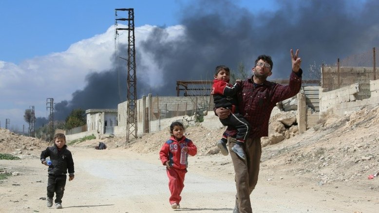 Dezenas de mortos em bombardeios do regime sírio em Ghuta