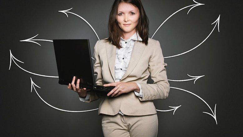 Síndrome da Impostora pode prejudicar mulheres no trabalho