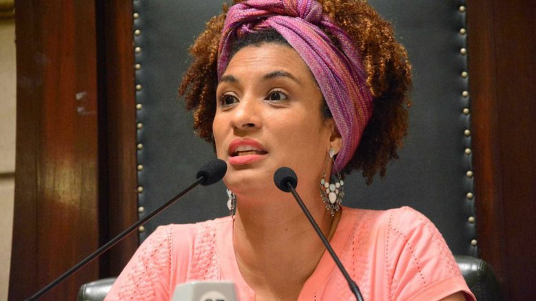Não se deve comparar caso Marielle com outros homicídios, diz delegado