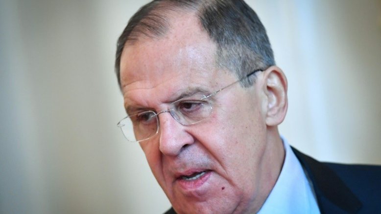 Lavrov diz que envenenamento de ex-espião russo seria do interesse de Londres