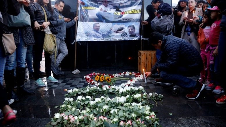 Jornalistas do Equador foram assassinados na Colômbia e corpos continuam lá