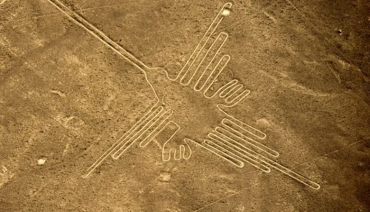 Mais de 50 geoglifos são descobertos em deserto de Nazca, no Peru