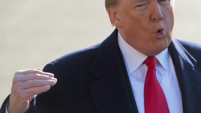 Trump diz que comércio com a China não é "livre" nem "justo", mas "estúpido"