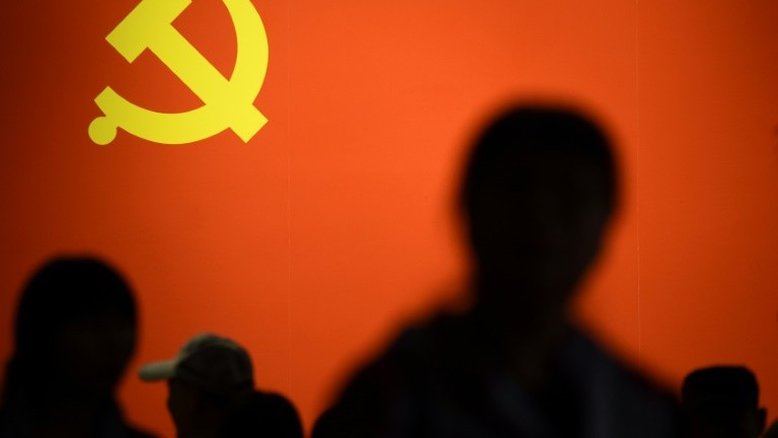 Até os espermatozoides têm que ser comunistas em Pequim